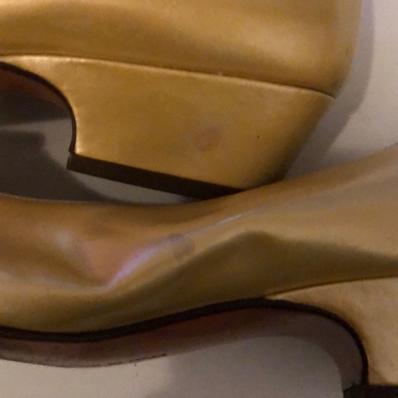 SALVATORE FERRAGAMO shoes - Picture 6 of 8